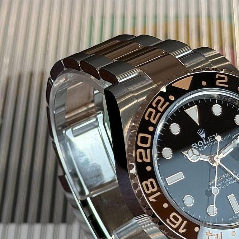 Orologi: Rolex GMT-Master II "Rootbeer" 126711CHNR – Usato da Genève venduto da minty.watches 5