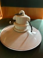 Lampenschirm  Emaille weiss alt gebraucht