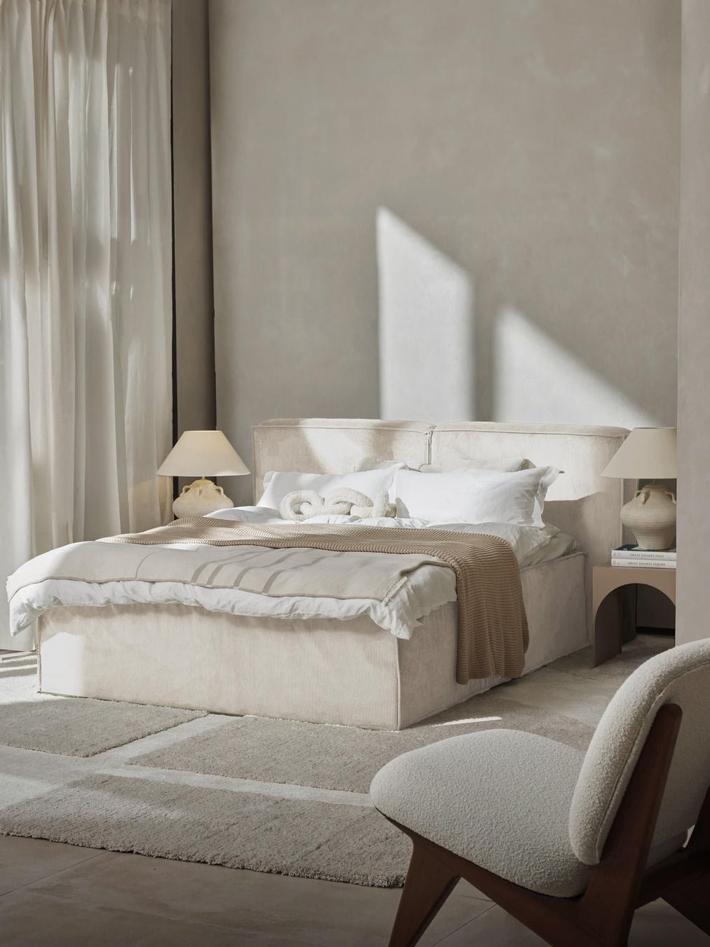 Westwing Letti: Cord-Boxspringbett Lennon H2 Westwing CHF 4049-60% – Nuovo (secondo la descrizione) da Otelfingen venduto da Yvonne_Outlet 1