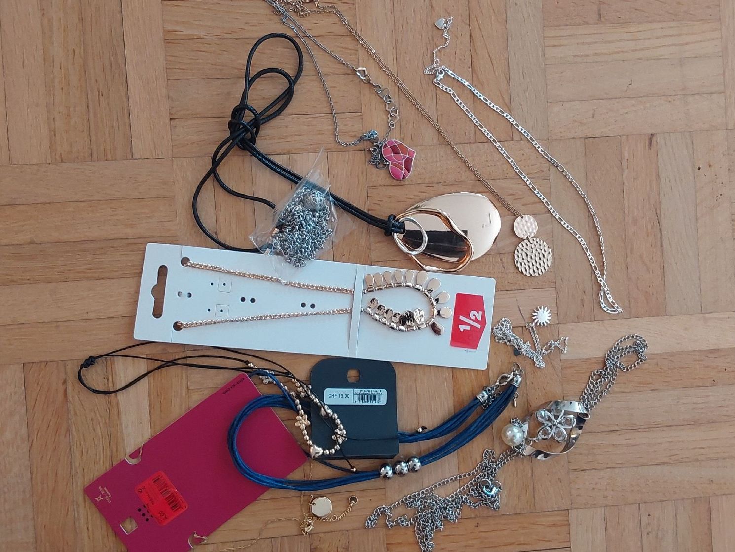 Sonstiger Schmuck: Lot Halsketten Modeschmuck – Neu (gemäss Beschreibung) aus Köniz von scopello12