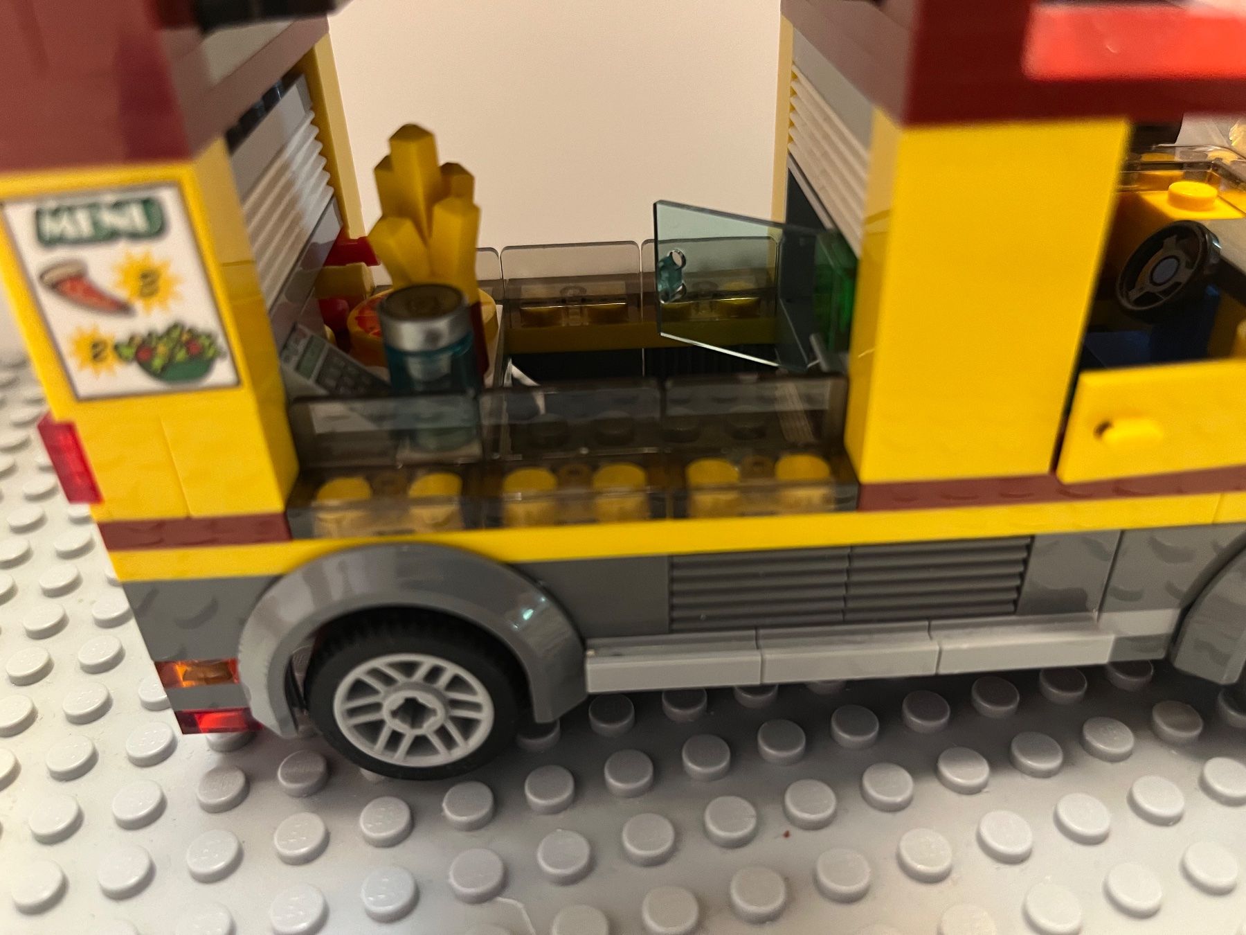 Lego Kit di costruzioni: Lego Pizzawagen Set 60150 – Usato da Basel venduto da Swi-7621 3