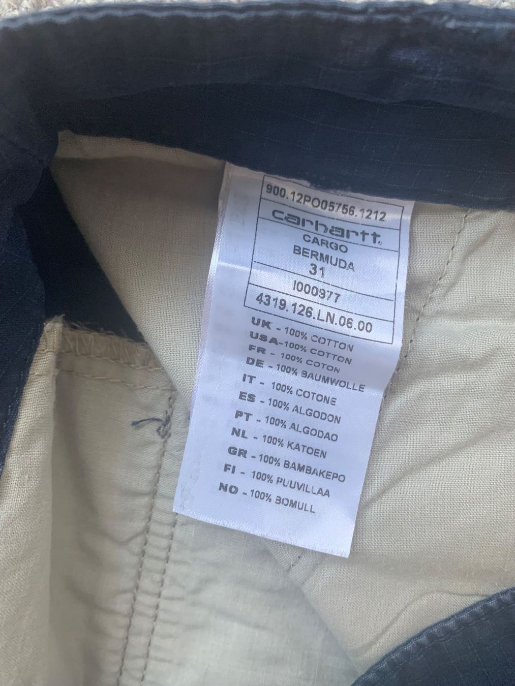 Carhartt Pantaloni: CARGO-BERMUDA (SHORT) CARHARTT GRÖSSE M – Usato da Embrach venduto da korbflechter49 3