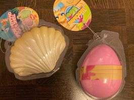 Hatching Egg und growing Mermaid