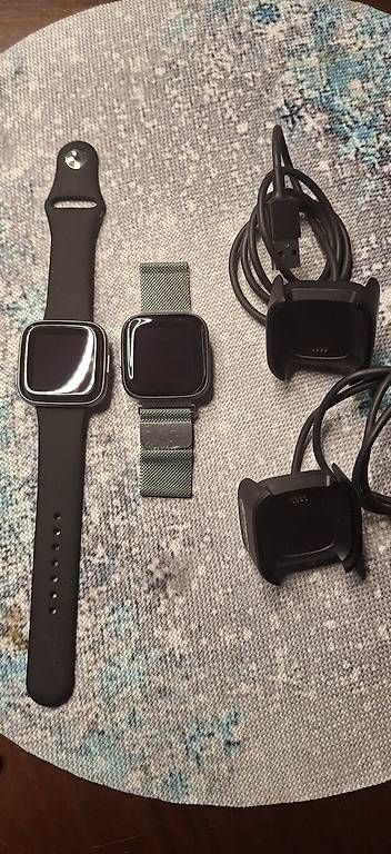 Smartwatch: Fitbit versa 2  – Gebraucht aus Biel/Bienne von Micra-45 3