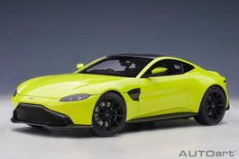 1:18 / AutoArt / Aston Martin Vantage V8 / Lime / Carbon