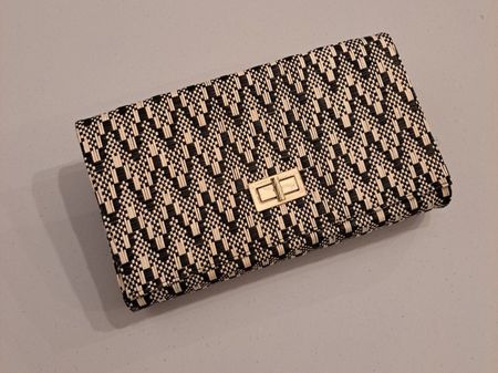 Schicke Damen Clutch schwarz-weiss, Vintage Look