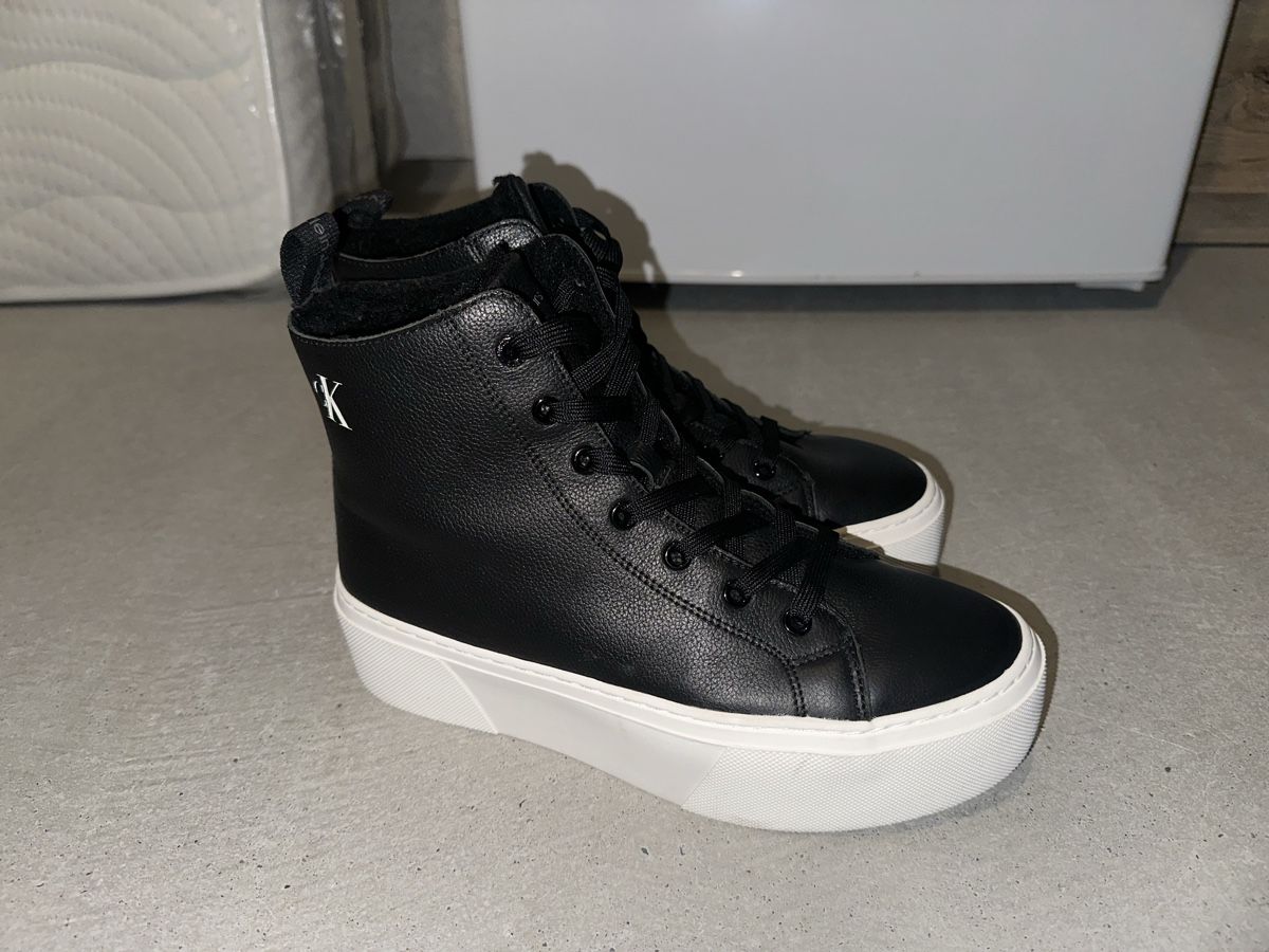Scarpe da donna: Calvin Klein Sneaker – Usato da Chur venduto da Sadi98