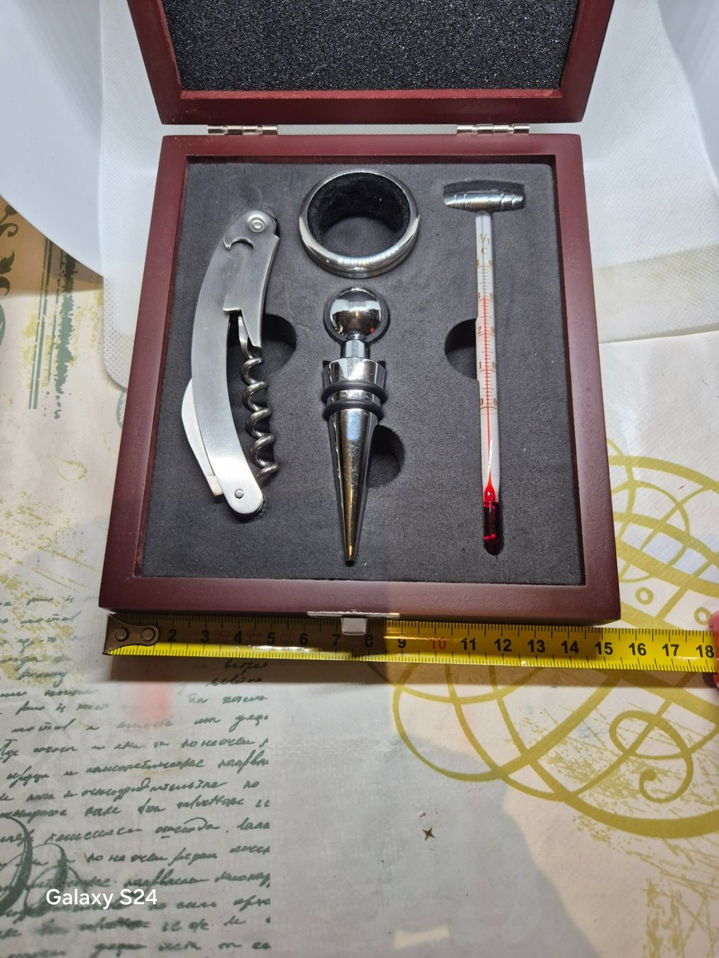 Flaschenöffner & -verschlüsse: Weinaccessoires-Set mit Thermometer und Flaschenöffner – Gebraucht aus Losone von bal_gfp6 3