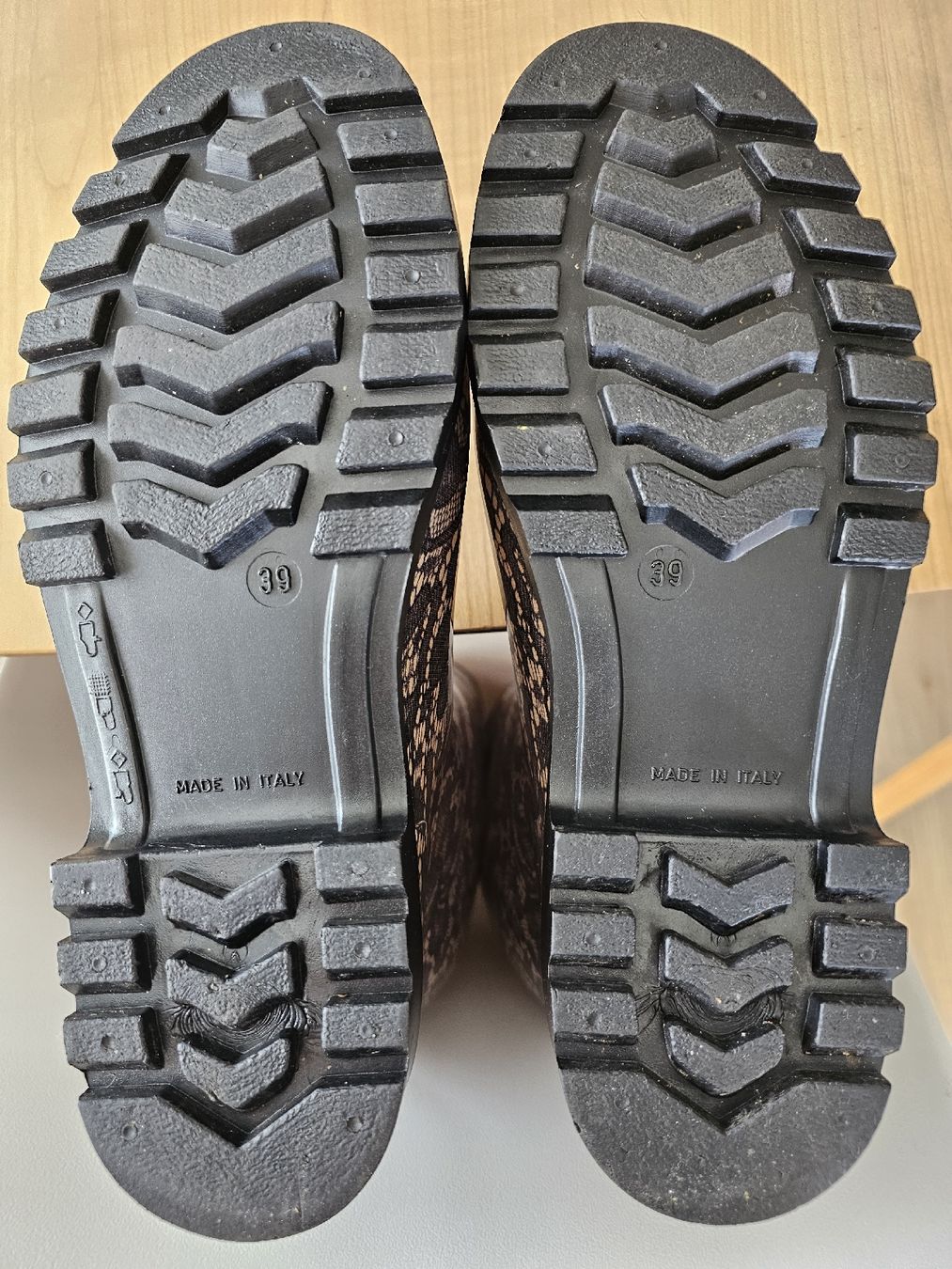 Dolce & Gabbana Scarpe da donna: Dolce & Gabbana Regenstiefel Gr. 39 – Nuovo (secondo la descrizione) da Dottikon venduto da Chicca_73 4