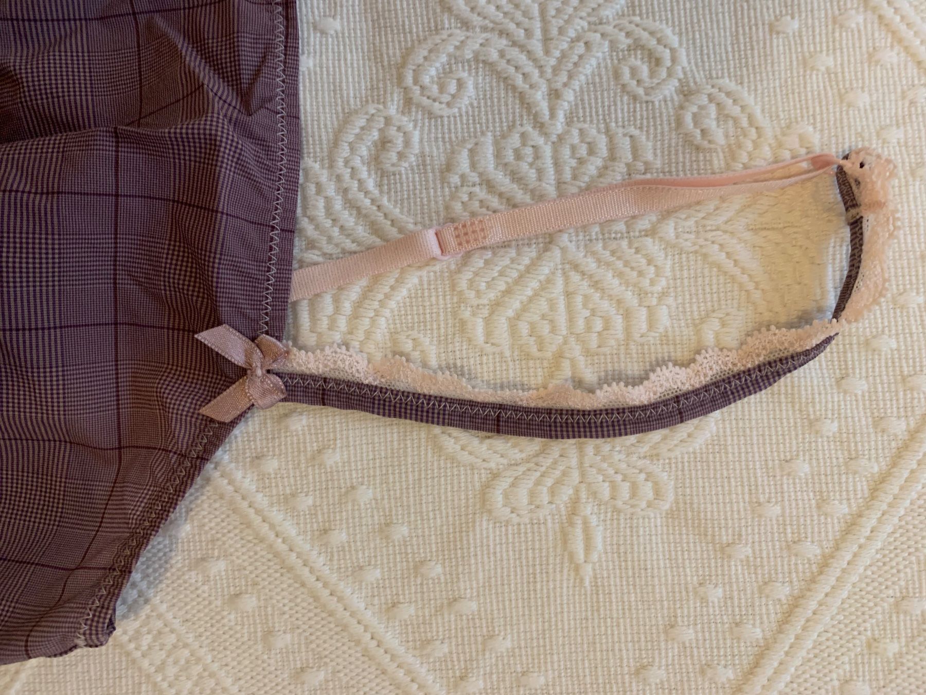 Top: Herziges Top mit Spitze, Lingerie – Usato da Zürich venduto da p_q7q_nichtraucher 1