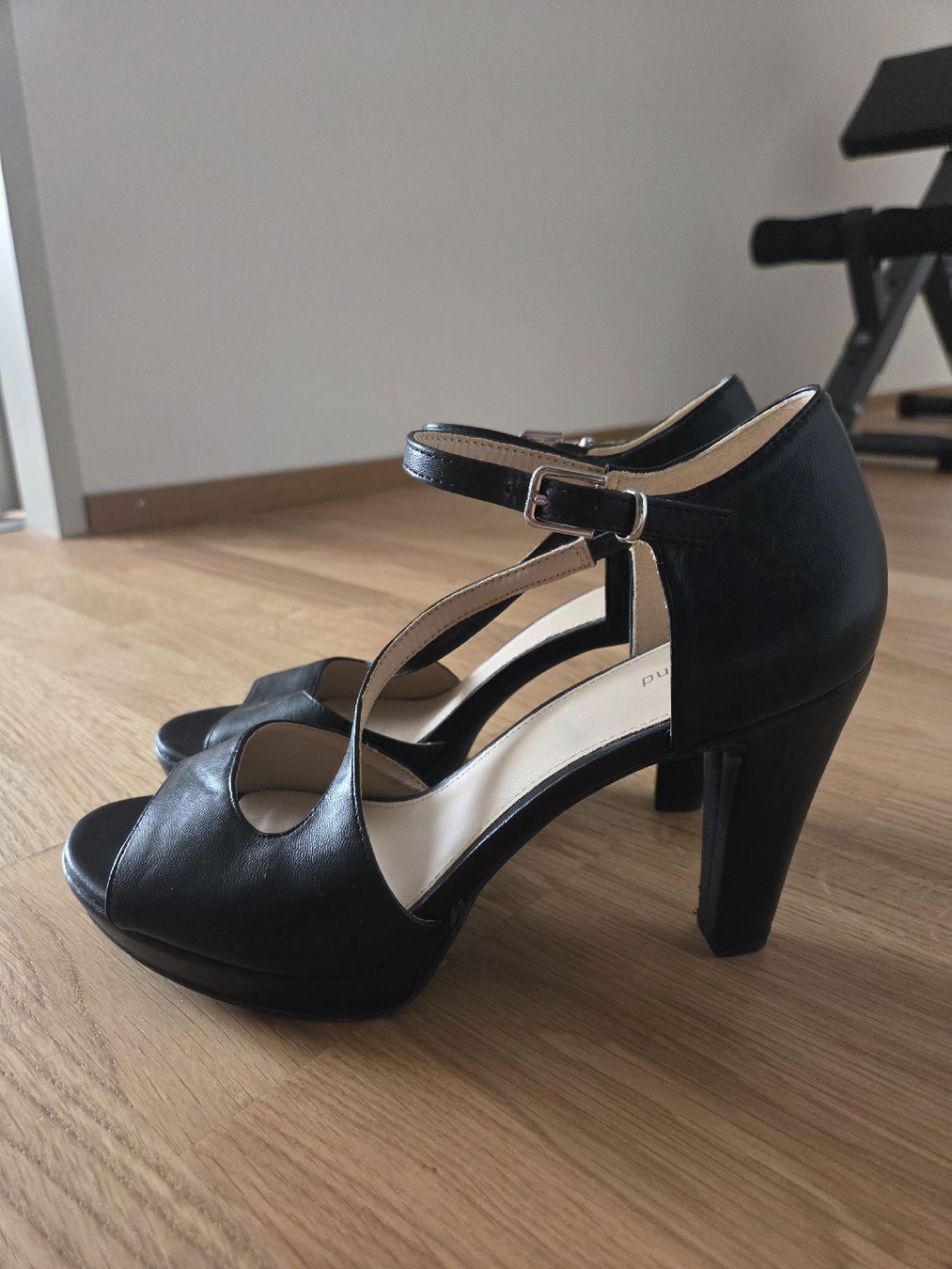 Scarpe da donna: Schwarze Heels – Usato da Bassersdorf venduto da ale_2ftz 2