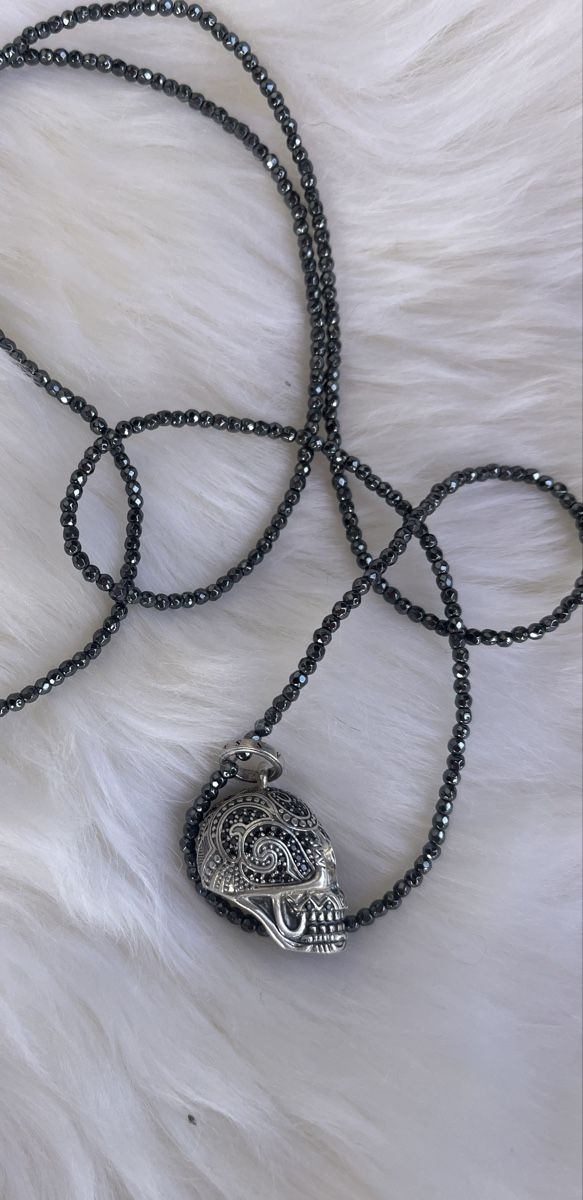 Thomas Sabo Sonstiger Schmuck: Tête de mort Thomas Sabo avec collier hématite – Gebraucht aus Ovronnaz von fra_n8h8 1