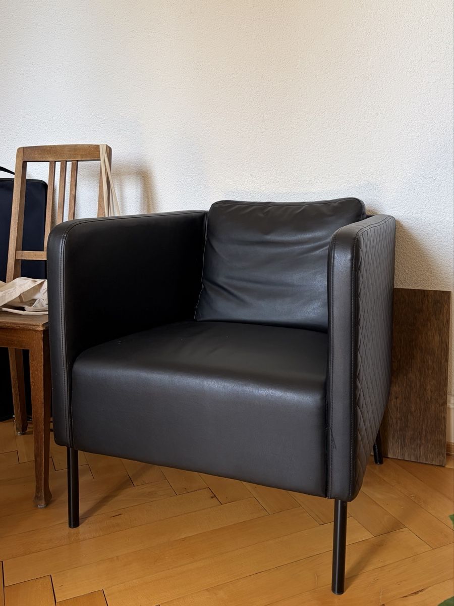 Ikea Poltrone: fauteuil noir – Nuovo (secondo la descrizione) da Lausanne venduto da anae.cn
