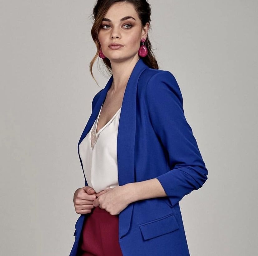Anzüge & Kostüme: Veste blazer bleue, taille S – Gebraucht aus Moutier von Vane-Ortiz