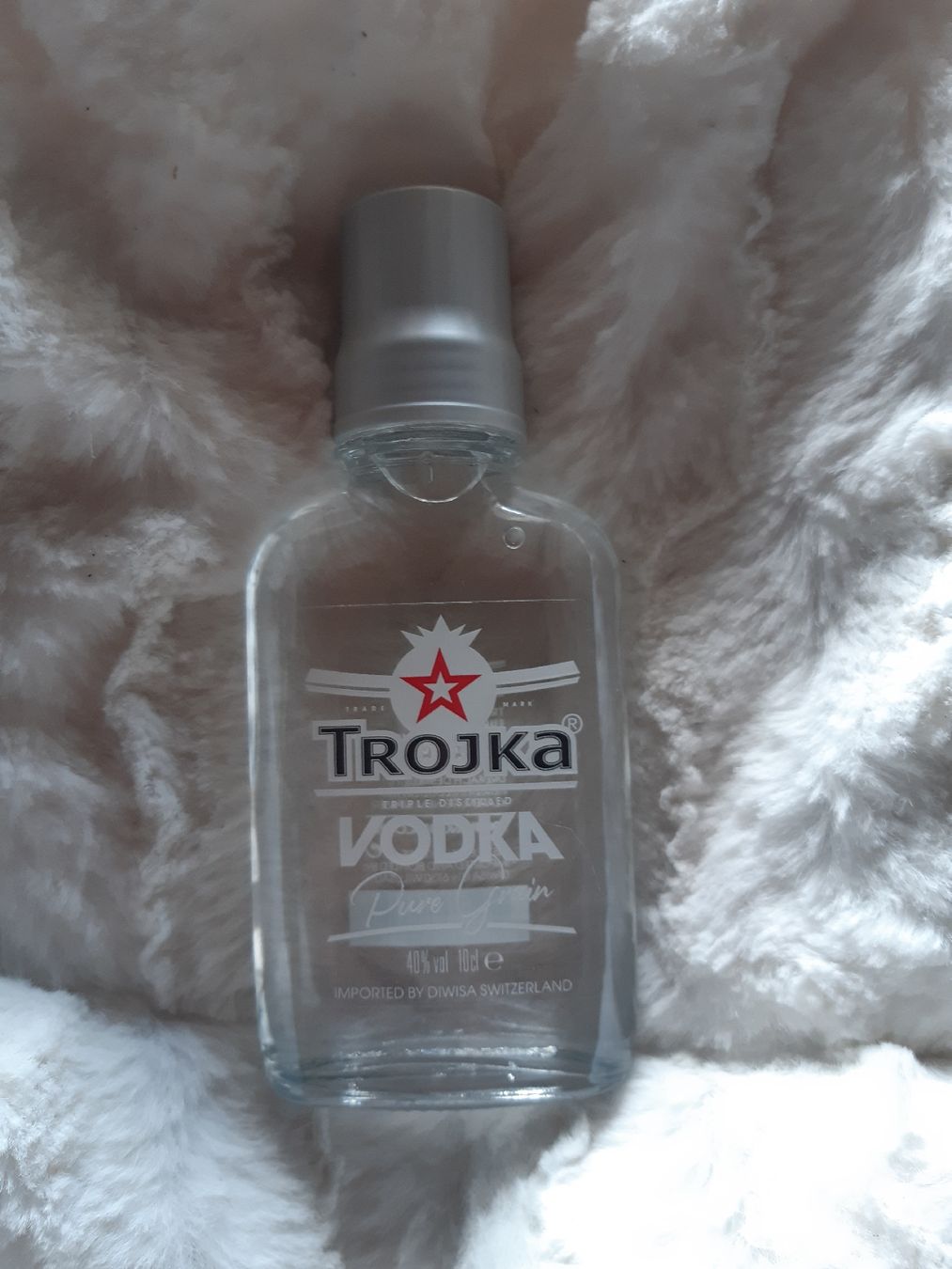 Trojka Spiritueux: Trojka Vodka Pure Grain 10cl – Neuf (Voir description) à Toffen par Gwunderegge77