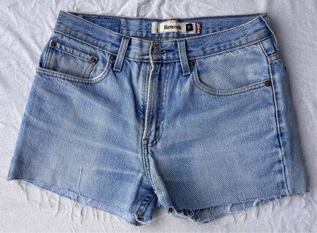 Levi's Jeans Shorts hellblau Grösse M 
