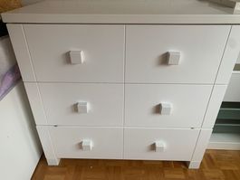 Commode blanche multi-tiroirs