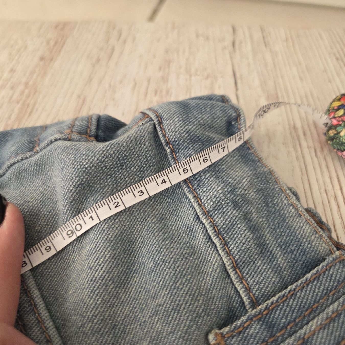 Jeans: Trendige Jeans mit Gummizug - Grösse L - NEU – Nuovo (secondo la descrizione) da Näfels venduto da CH.Kchlineknopf 8