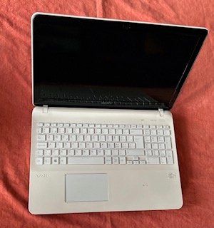Vaio Notebook: Sony VAIO Laptop (Windows 8) – Usato da Bern venduto da Nicky1 1
