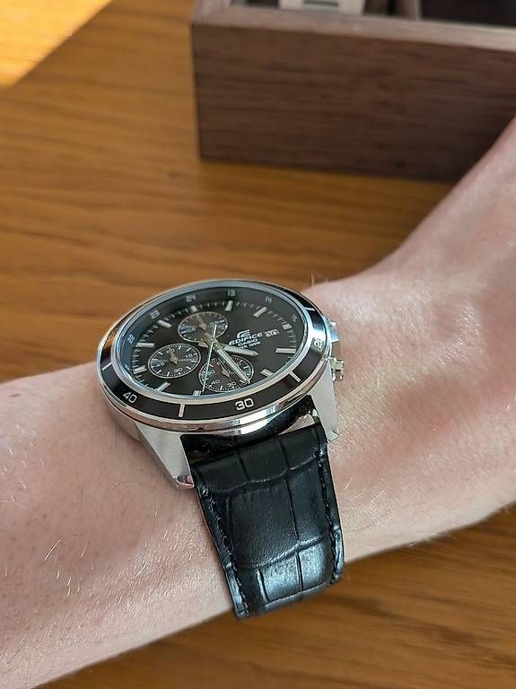 Casio Orologi: Casio Edifice Herrenuhr – Usato da Luzern venduto da Caesar 1