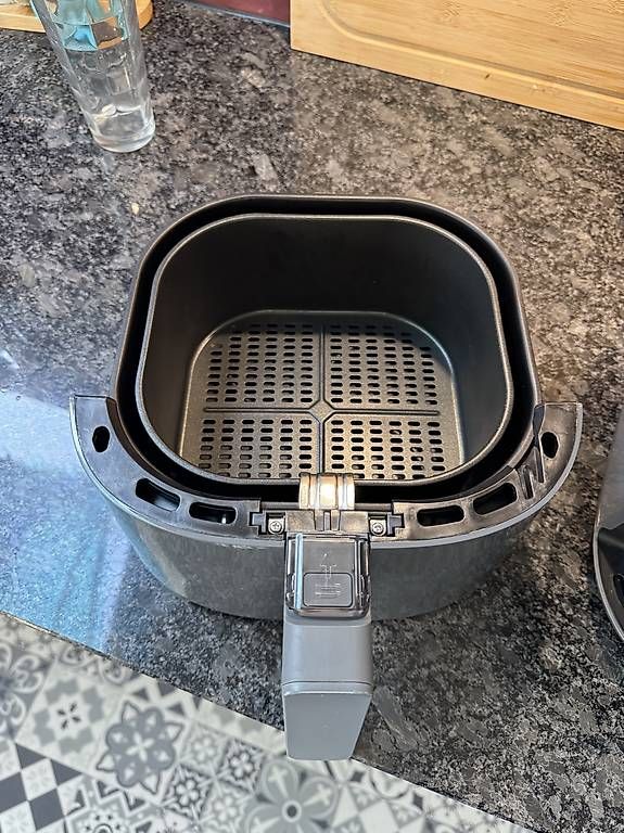 Philips Küchengeräte: Airfryer Philips HD9200 – Gebraucht aus Villarzel von Matt-93 2