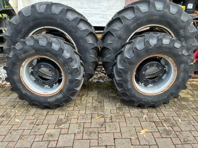 Case IH Trattori: 4 roues pour tracteur Case – Usato da Russy venduto da Guenefle 1