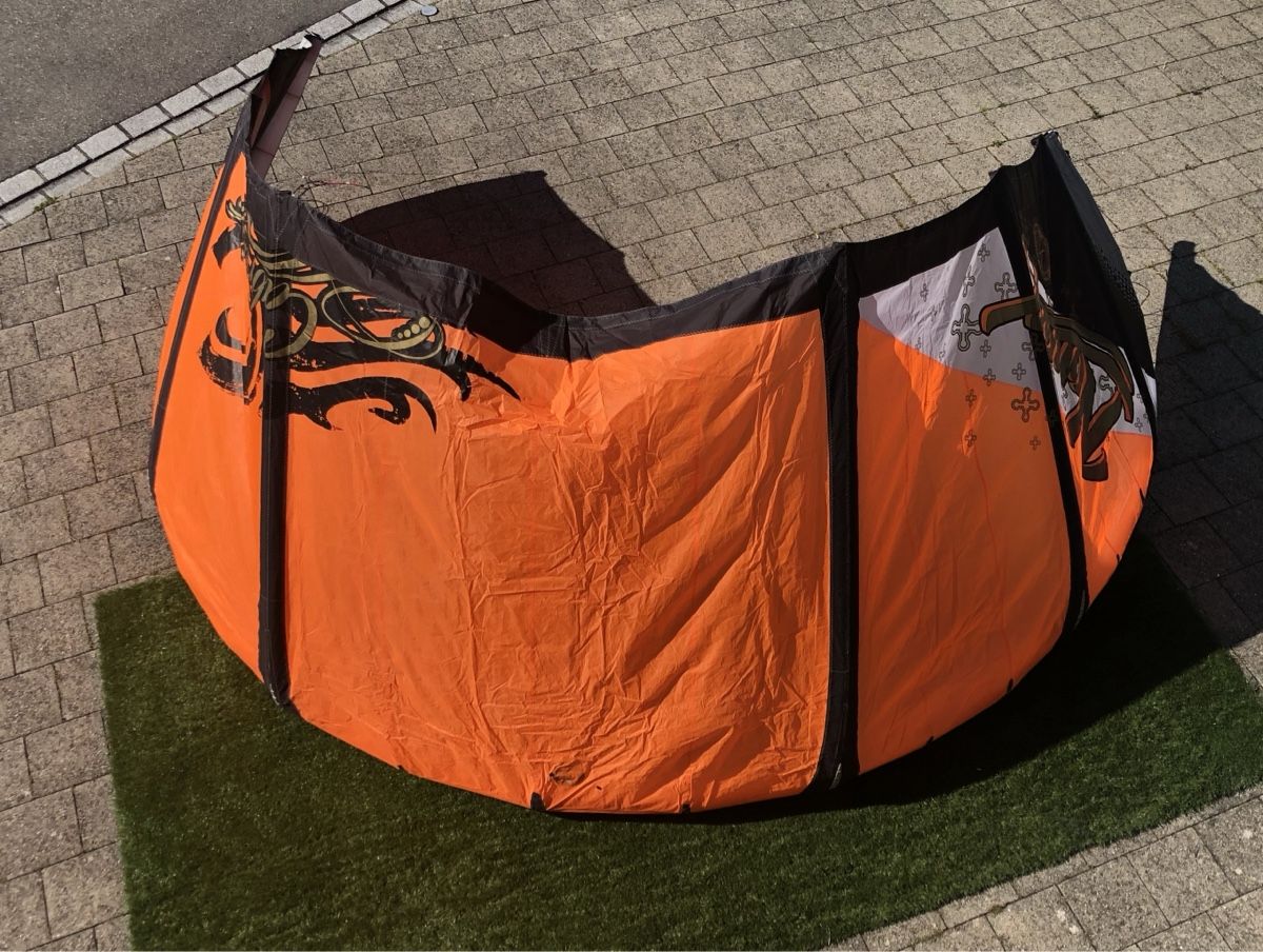 Kite: Cabrinha Nomad Kite 11m incl. Bar – Gebraucht aus Madetswil von Biker100