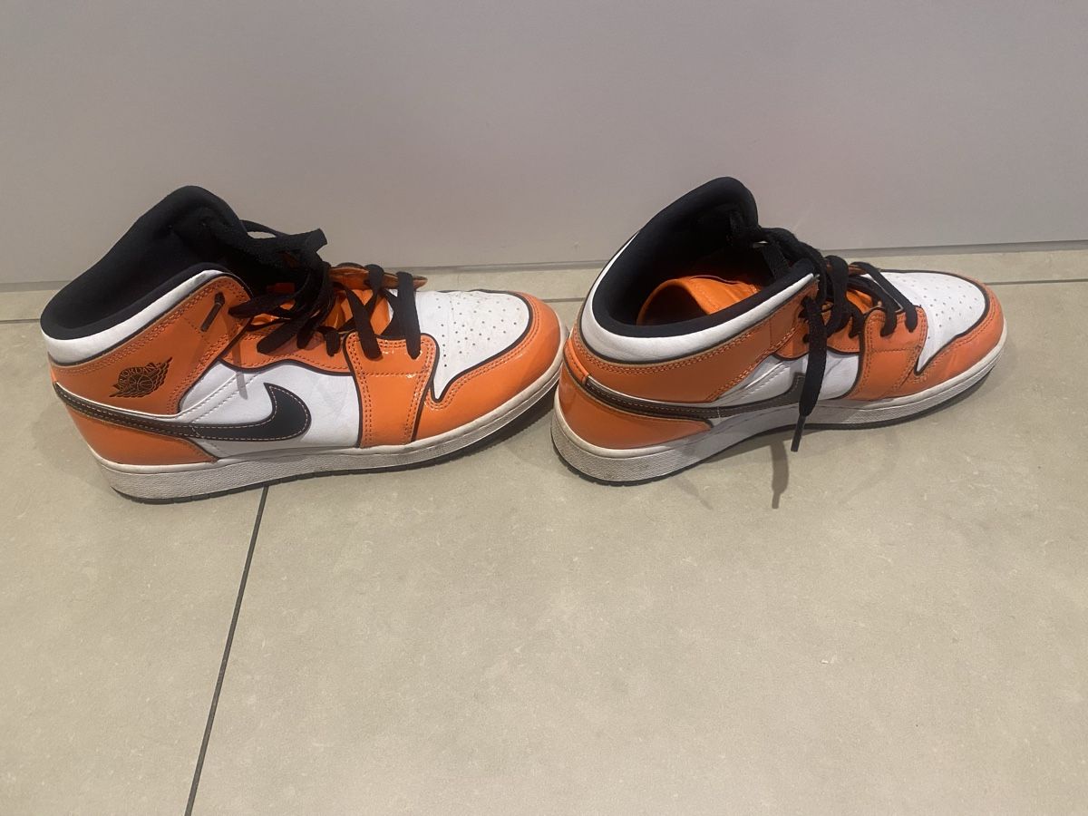 Jordan Scarpe da uomo: Jordan Sneaker Gr 40 – Usato da Forch venduto da Defkara 2