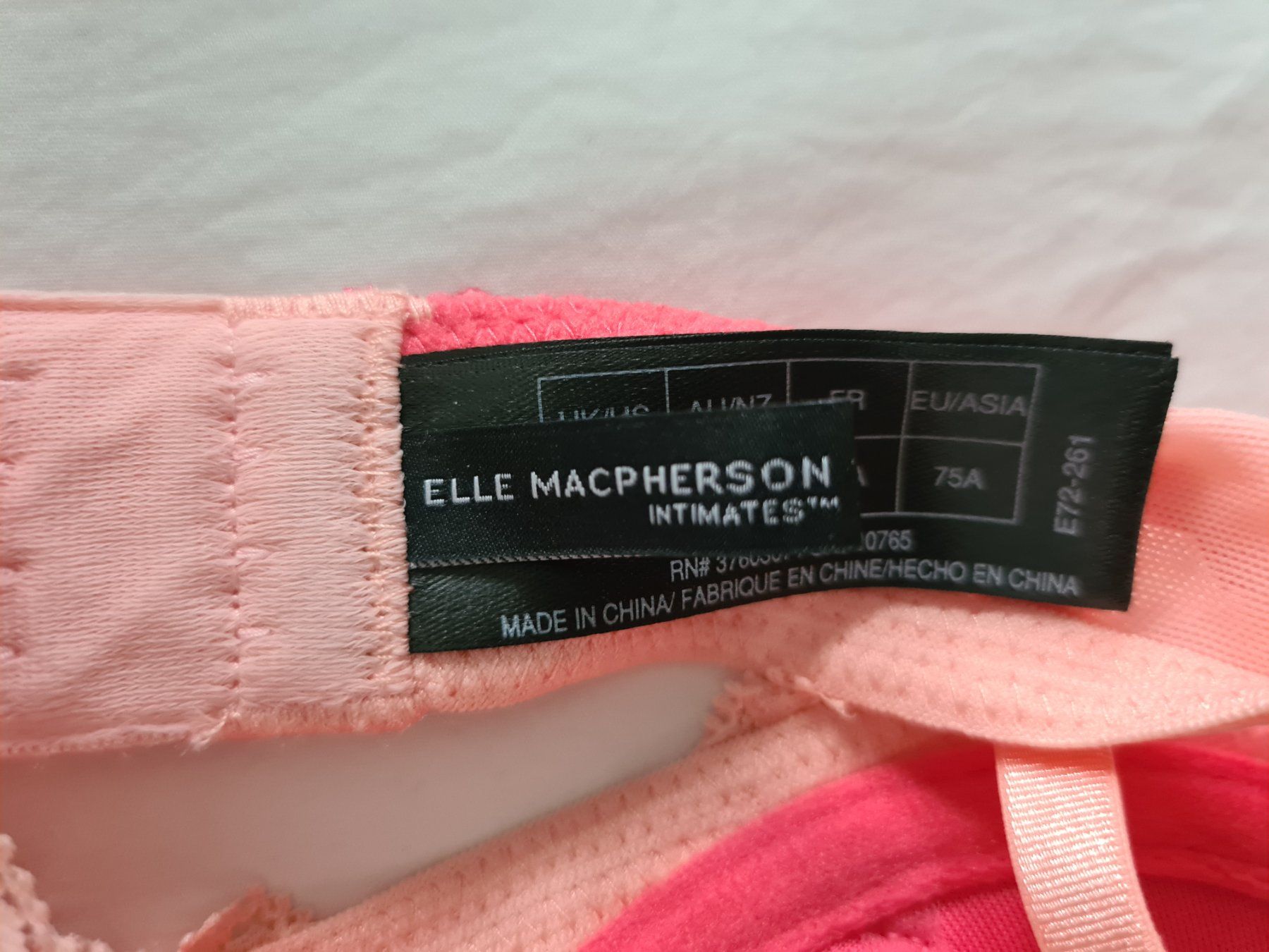 Autres dessous: Ensemble lingerie Elle Macpherson Intimates 75A / S neuf – Neuf avec emballage d'origine à Nyon par ana_spw2 8
