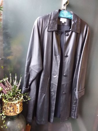 LEDERMANTEL ( Gr. 40 ) (von: COLLECTION)