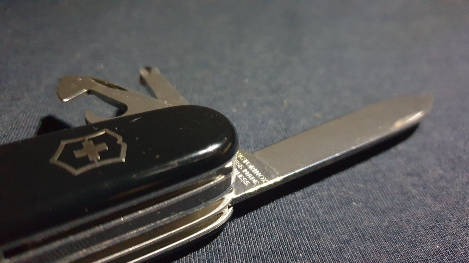 Victorinox Coltelli tascabile: Schwarze Lexus Explorer Victorinox Sackmesser – Usato da Val D Illiez venduto da SnowRoof 4