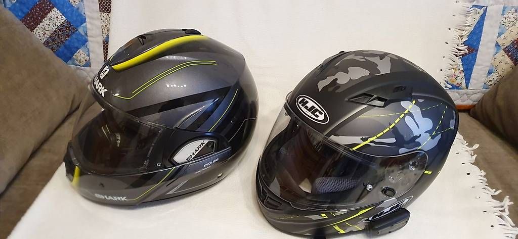 Caschi & visiere: Casques moto x2 avec Cardo – Nuovo e nell'imballaggio originale da Porrentruy venduto da Ericporrentruy