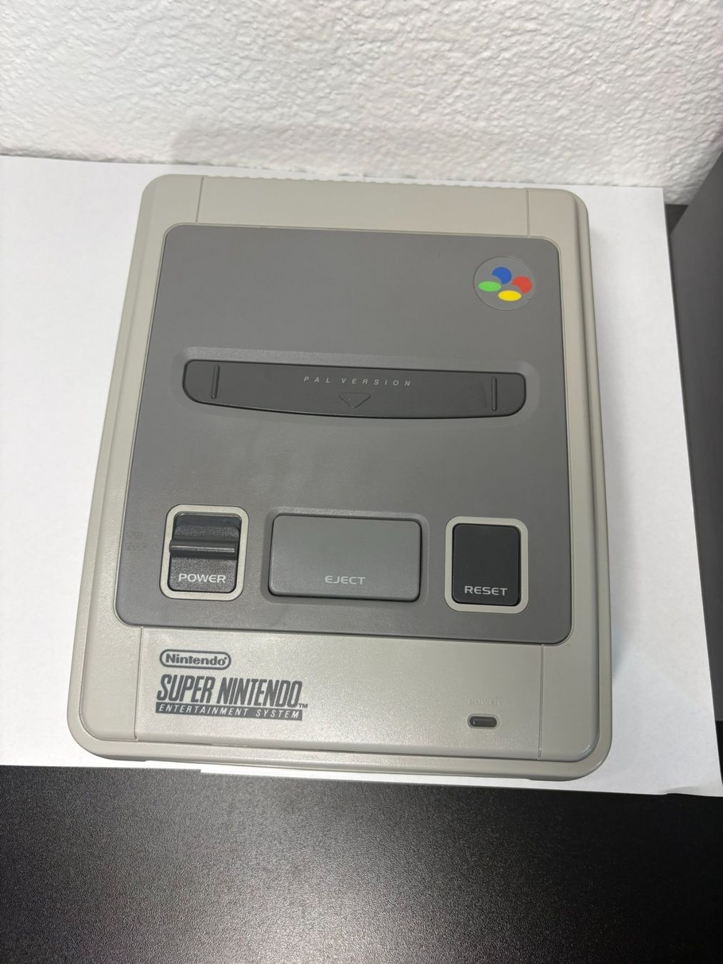 Nintendo Konsolen: Super Nintendo SNES Konsole mit 2 Controller und Adapter – Gebraucht aus Bern von kYoZZ 1