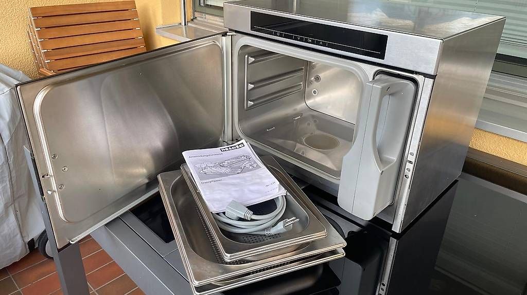 Elettrodomestici da cucina: Dampfgarer DG 1450Miele – Usato da Wädenswil venduto da duma01