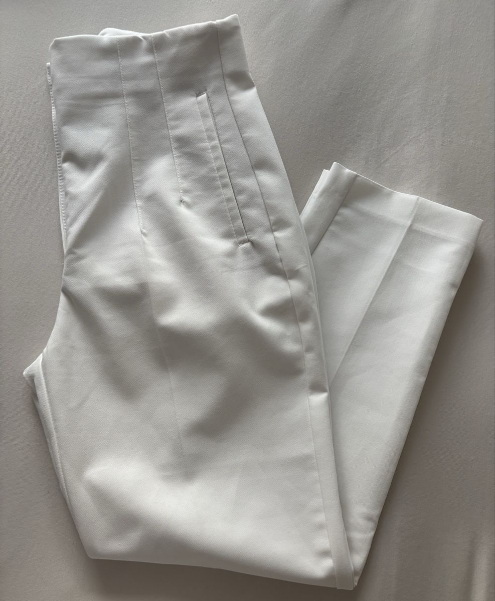 Zara Pantaloni: ZARA Hose Weiss Gr M Sommer Mode – Nuovo (secondo la descrizione) da Arbon venduto da Viktoriaa