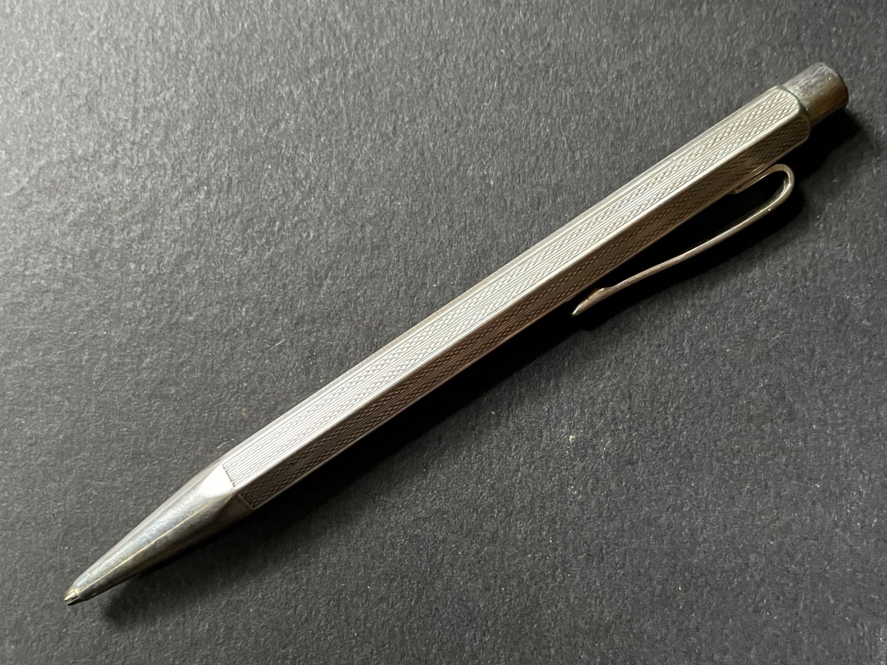 Caran D'Ache Matite, matite colorate & gessi: Alter Caran d’Ache Ecridor Minenhalter versilbert – Usato da Zürich venduto da FV.vintage 1