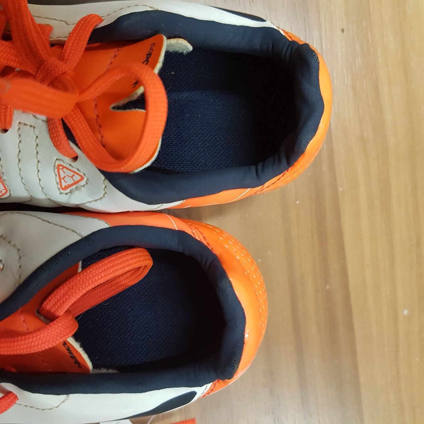 Puma Schuhe für Jungen: Fussballschuh Puma gr 31 K39 – Gebraucht aus Schwarzenburg von Flamingo07 1