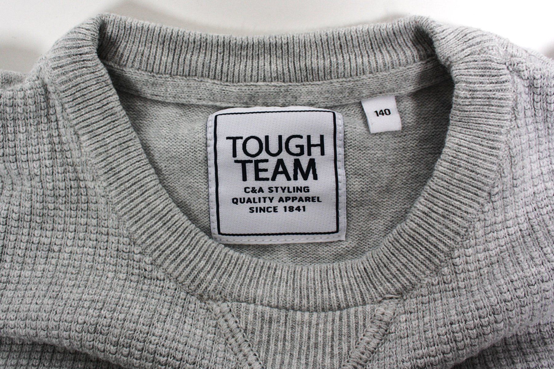 C&A Maglioni & Felpe: C&A Grauer Pullover Kinder gr. 140 – Usato da Zollikofen venduto da Restwert_Zollikofen 2