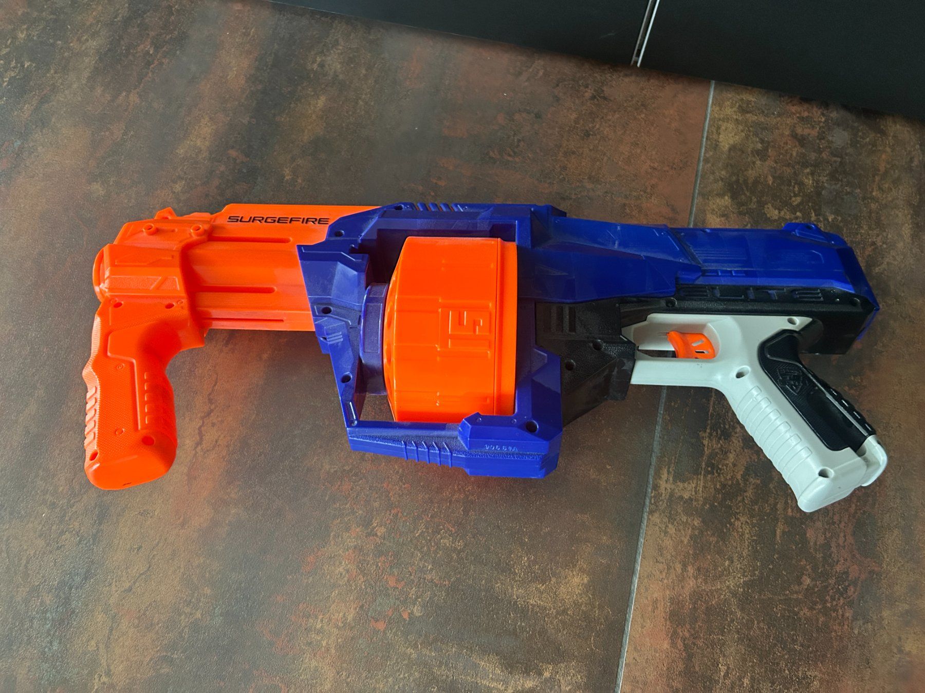 Nerf Giocattoli: Nerf Surgefire – Usato da Abtwil SG venduto da Elocin0815