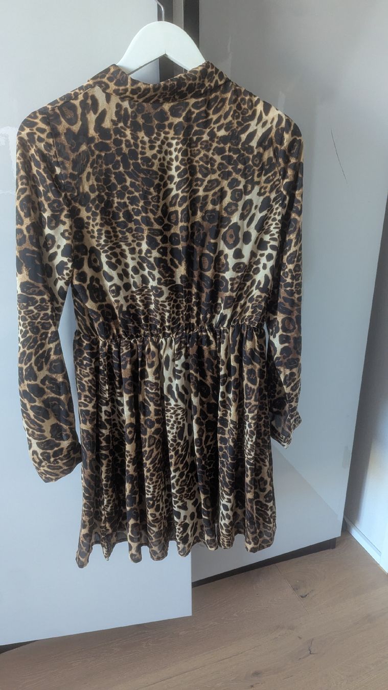 Kleider: Kleid Damen Animalprint  – Neu (gemäss Beschreibung) aus Sursee von janaasch 1