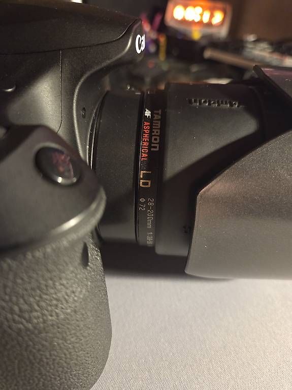 Canon Kamera: Canon EOS 60D mit Tamron 28-200mm Objektiv / Ladegerät – Gebraucht aus Illnau von Spartan226 4