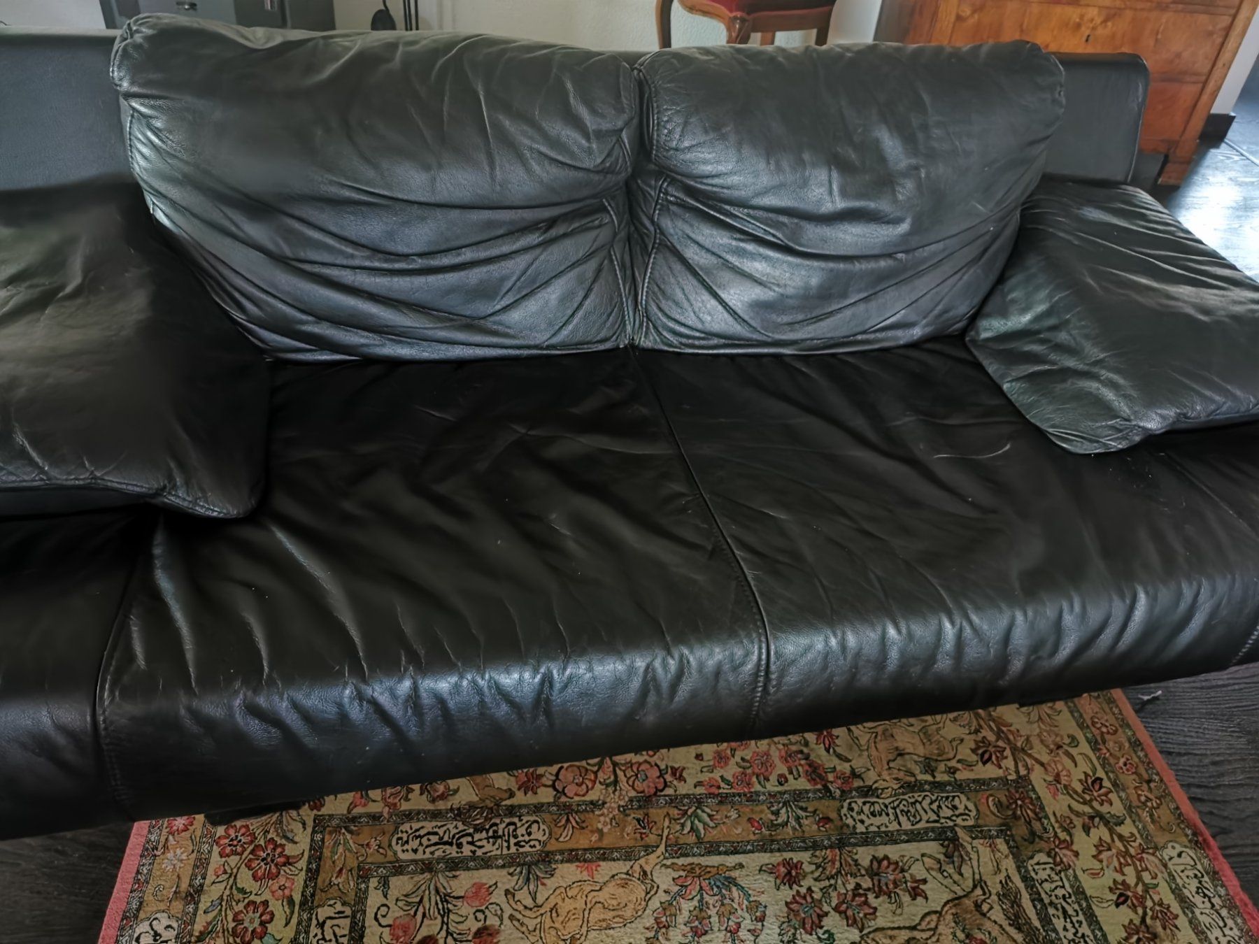 Pfister Sofas: 2 schwarze Ledersofas – Gebraucht aus Wiler b.Utzenstorf von Blacky711 1