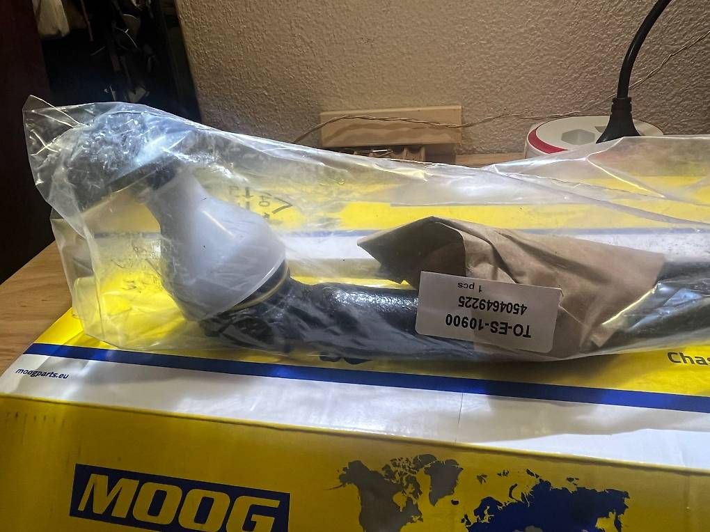 Toyota Tutti pezzi di ricambio auto: Toyota Prius/Lexus CT Lenkkugel – Nuovo e nell'imballaggio originale da Hittnau venduto da san_5c5g