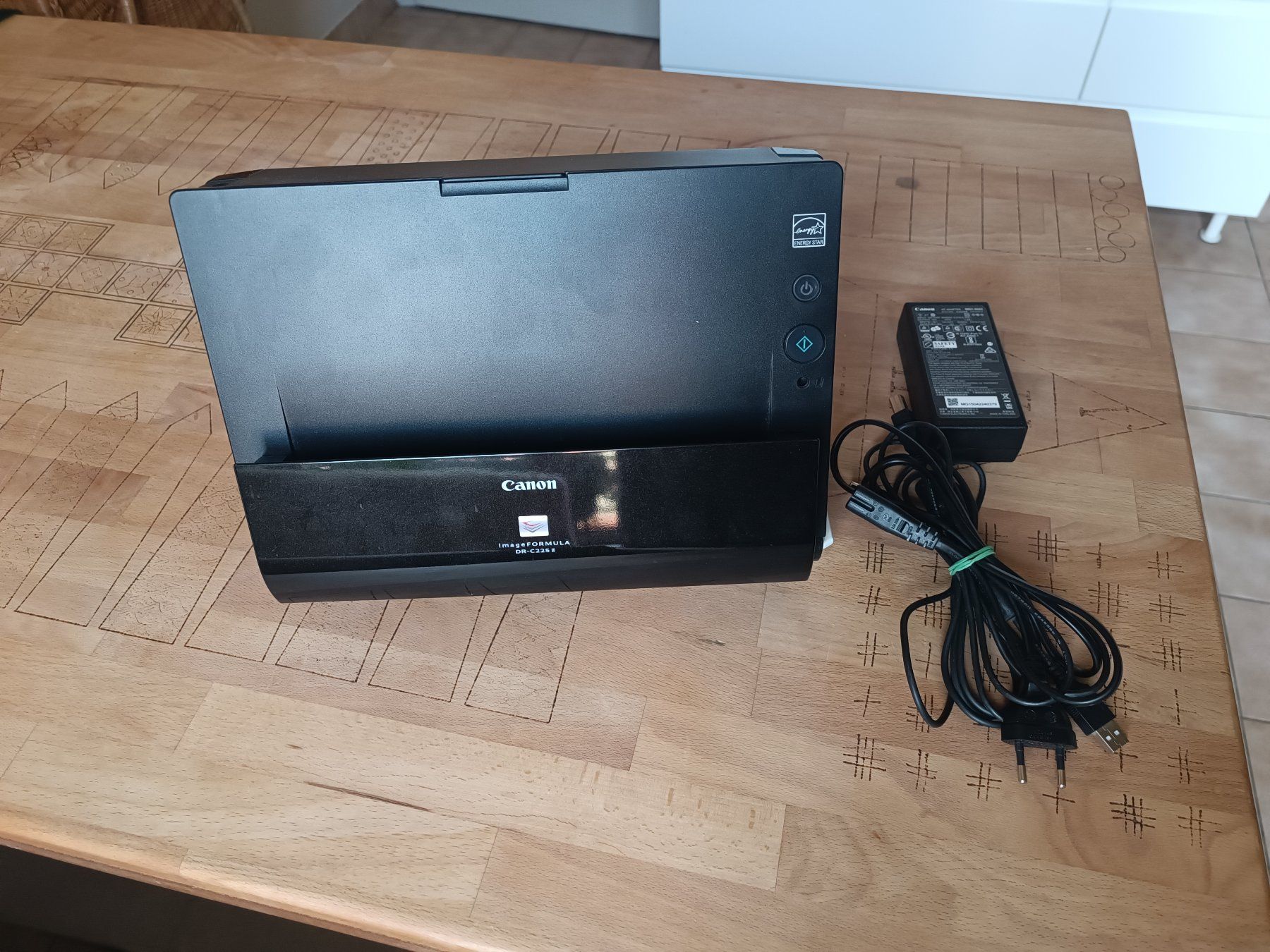 Canon Scanner: SCANNER canon imageFORMULA DR-C225 II – Gebraucht aus Genève von Mercedest7 3