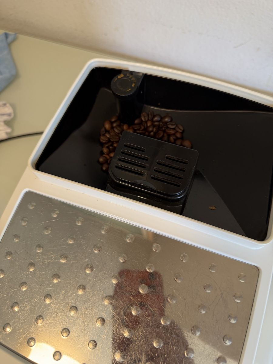De'Longhi Kaffeemaschinen & Espressomaschinen: De’Longhi Intensa – Gebraucht aus Landquart von Nnf007 3
