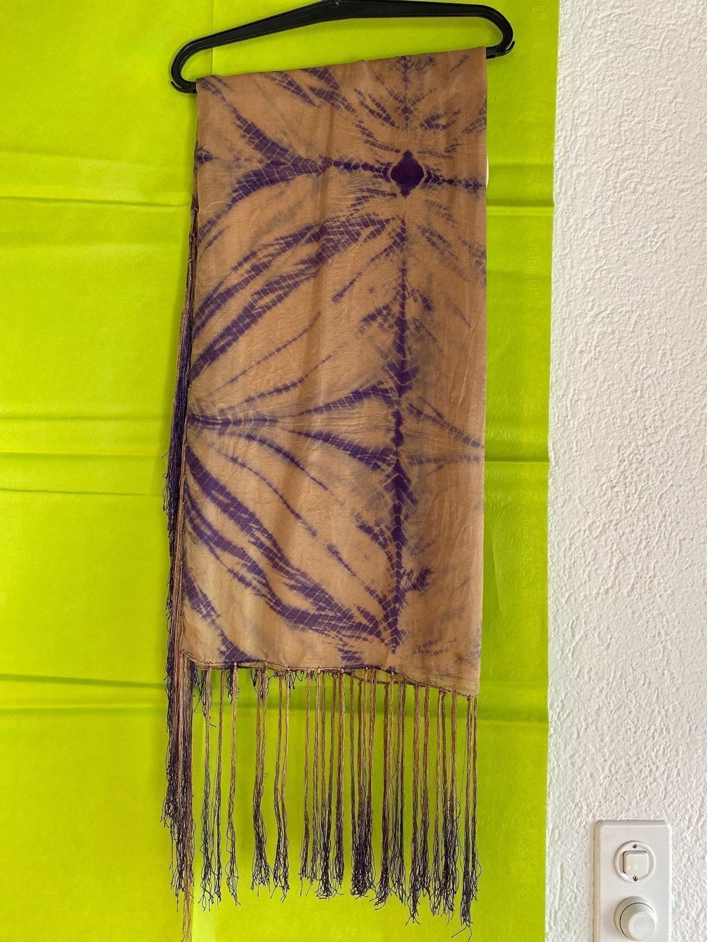 Codello Foulards, Tücher & Schals: Codello Seidenschal mit Fransen, neu – Gebraucht aus Pfäffikon SZ von Anita8808