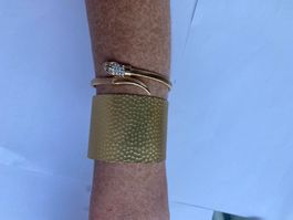 Bracelet manchette doré martelé