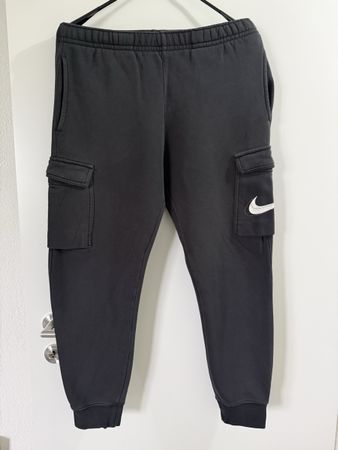 Nike Cargohose, Grösse S, neuwertig, ideal für Herbst!
