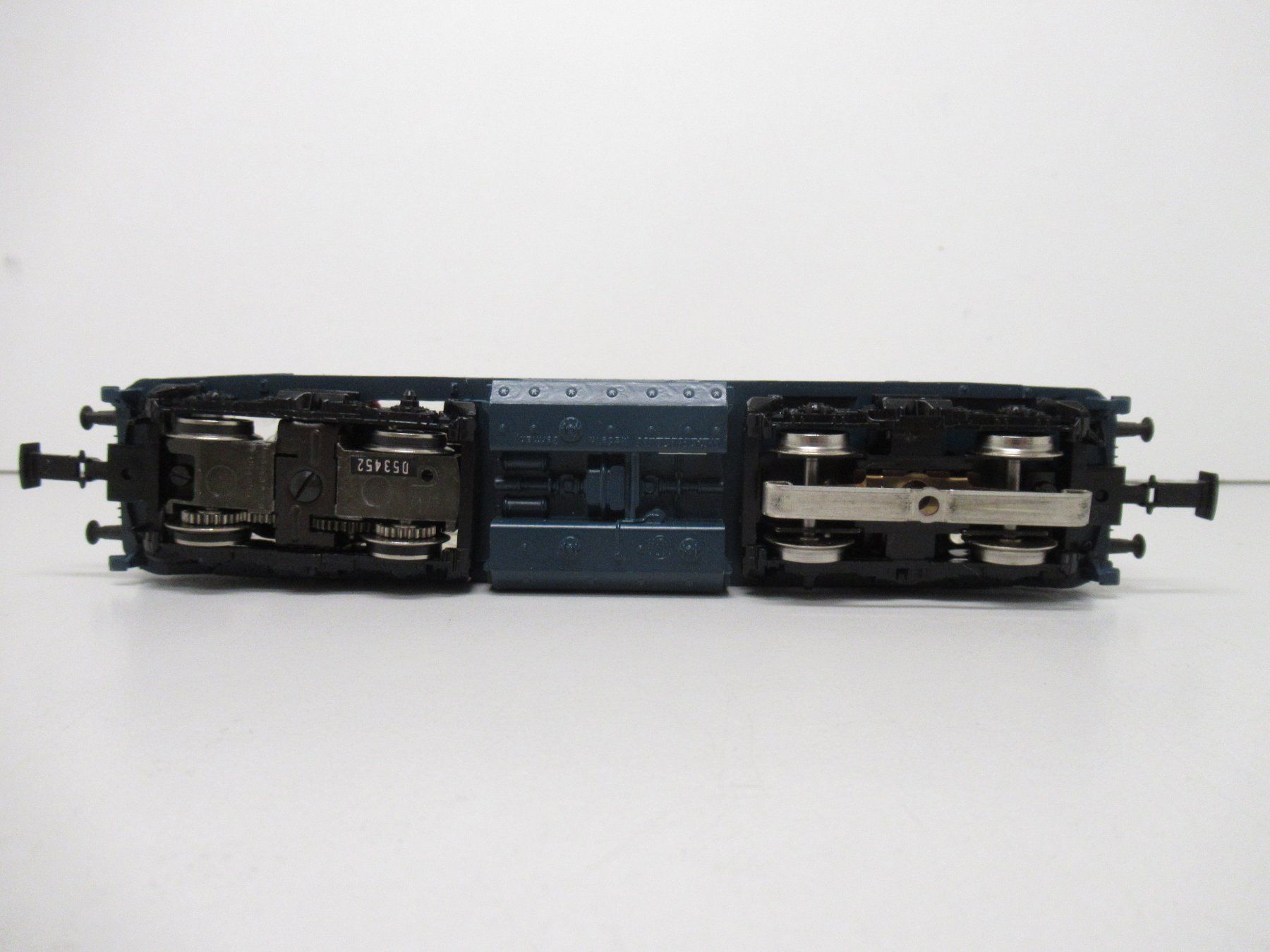Märklin Modelleisenbahnen: Märklin 3774 E-Lok BR210 Deutsche Bahn transparent Digital – Gebraucht aus Basel von mhmarken 3