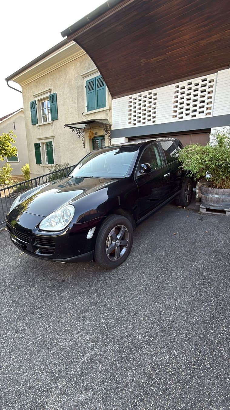 Porsche Autos: Porsche Cayenne S 2004 – Gebraucht aus Pfeffingen von Schyro 1